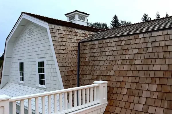Cedar-Shake-Residential-r6elyxv5mnw5x7csmxxtrgb4t5ia6y433sykcxh21s