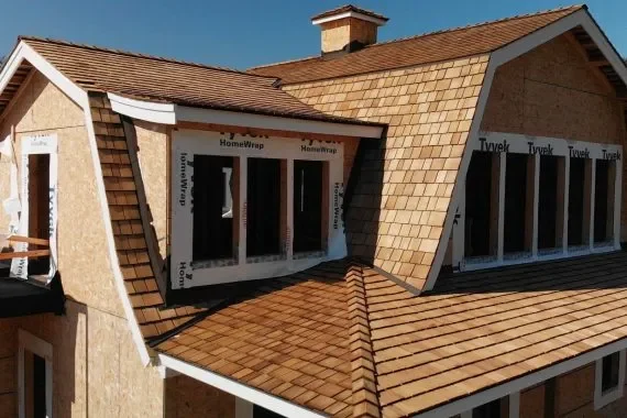 cedar-roof-installation-nwr1-r6elyqcfqtyzwky0ysapfe4xs94a0fimwkwwvlajbs